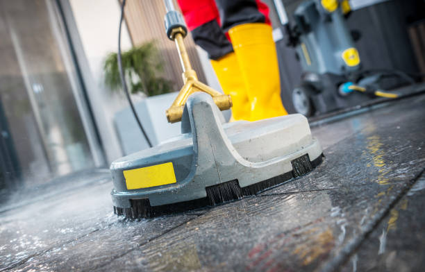Best Deck Cleaning Services  in Summerset, SD